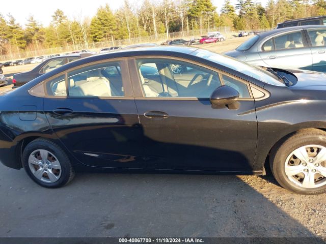 1G1BC5SM3H7271062 Chevrolet Cruze Ls Auto