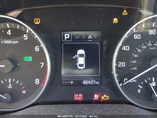 5NPD84LF9JH383829 Hyundai ELANTRA SEL