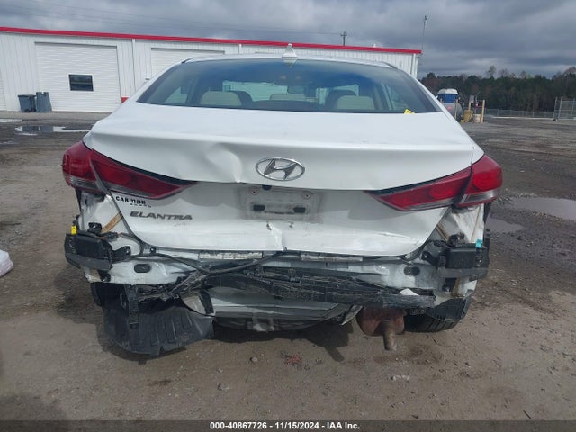 5NPD84LF9JH383829 Hyundai ELANTRA SEL