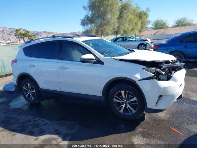 JTMWFREV5JJ151526 Toyota Rav4 Adventure/xle
