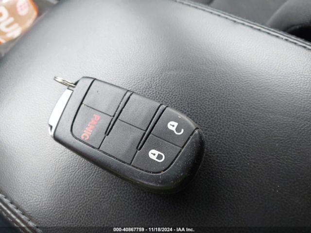 1C4RJFAGXJC106832 Jeep Grand Cherokee Laredo 4x4