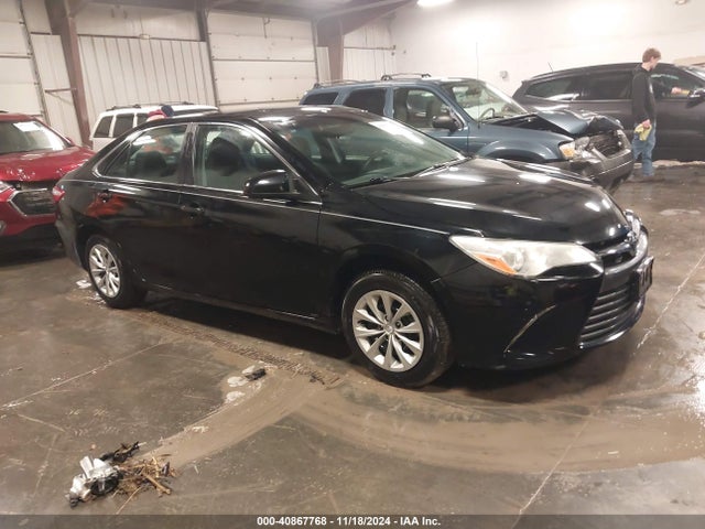 2016 4T4BF1FK7GR530699 main image