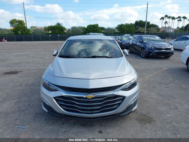 1G1ZD5ST0KF111849 Chevrolet MALIBU LT