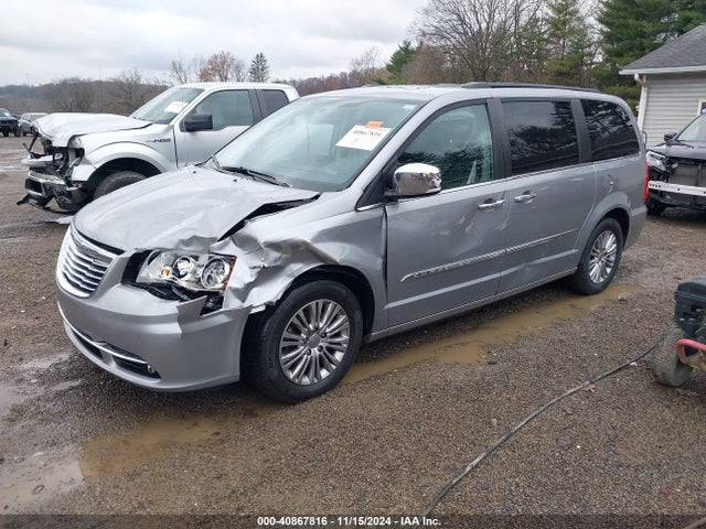2C4RC1CG5GR174496 Chrysler Town & Country Touring-l Anniversary Edition