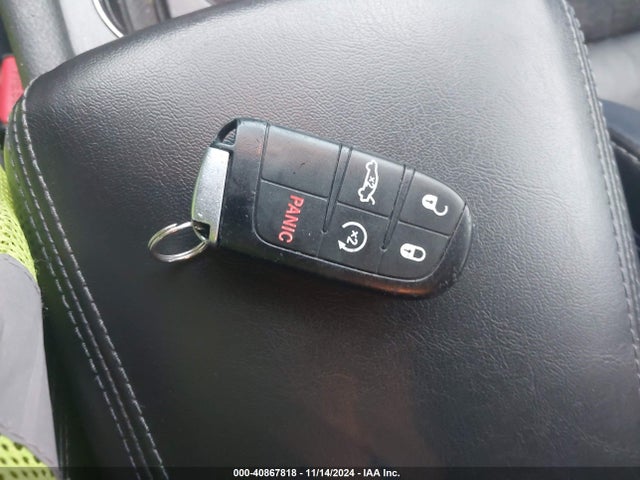1C3CCCBG5GN134522 Chrysler 200 S