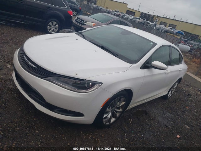 Chrysler 200 S 2016 1C3CCCBG5GN134522 Image 2