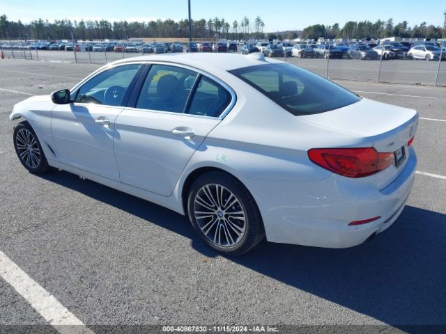 WBAJA7C58KG911962 BMW 530i Xdrive