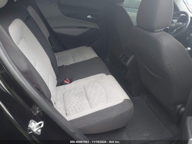 Chevrolet EQUINOX LT 2018 2GNAXSEV0J6216995 Image 8