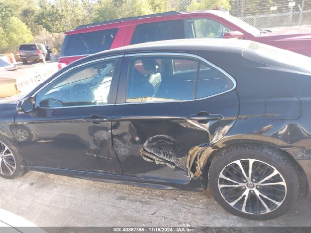 4T1B11HK1JU019602 Toyota CAMRY SE
