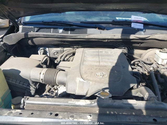 5TFHW5F19EX390030 Toyota Tundra Limited 5.7l V8