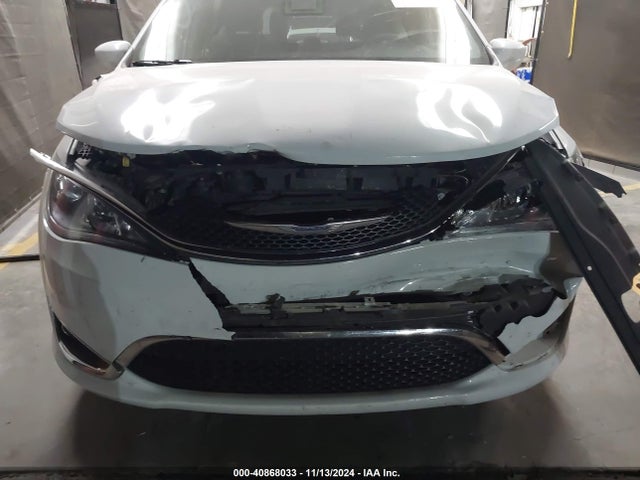 2C4RC1FGXJR234954 Chrysler Pacifica Touring Plus