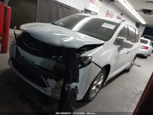 2C4RC1FGXJR234954 Chrysler Pacifica Touring Plus