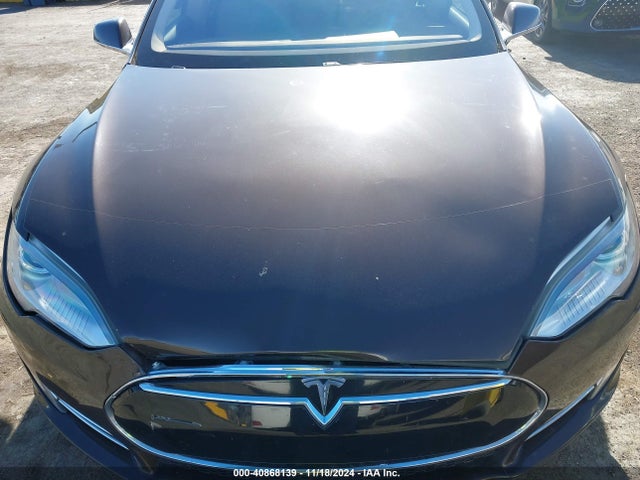 2013 TESLA MODEL S 5YJSA1AC7DFP10637 Photo 5