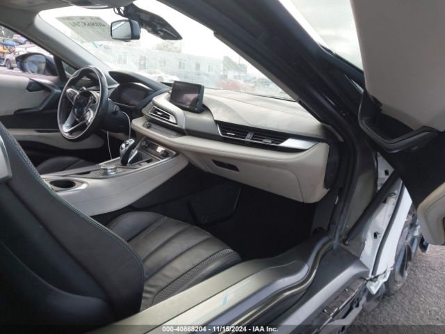 WBY2Z2C32HV676737 BMW I8