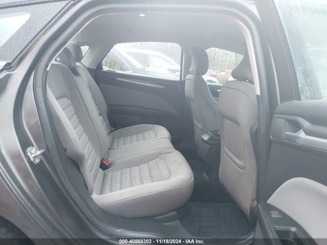 Ford FUSION S 2016 3FA6P0G79GR186565 Image 8