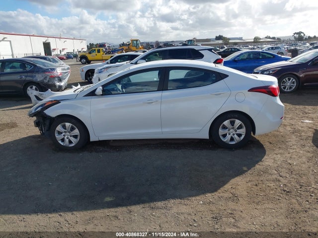 Hyundai ELANTRA SE 2016 5NPDH4AE5GH694595 Image 15