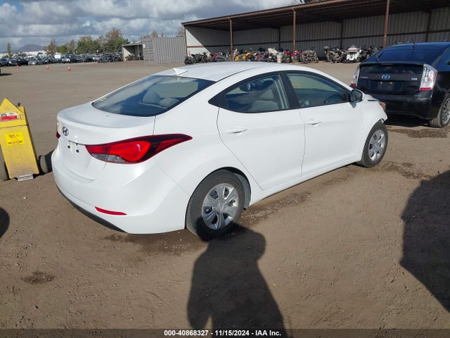 Hyundai ELANTRA SE 2016 5NPDH4AE5GH694595 Image 4
