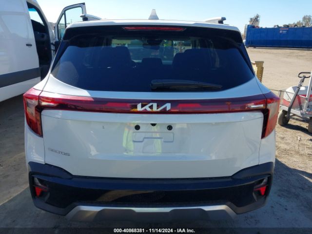 KNDER2AA2R7652203 KIA SELTOS EX