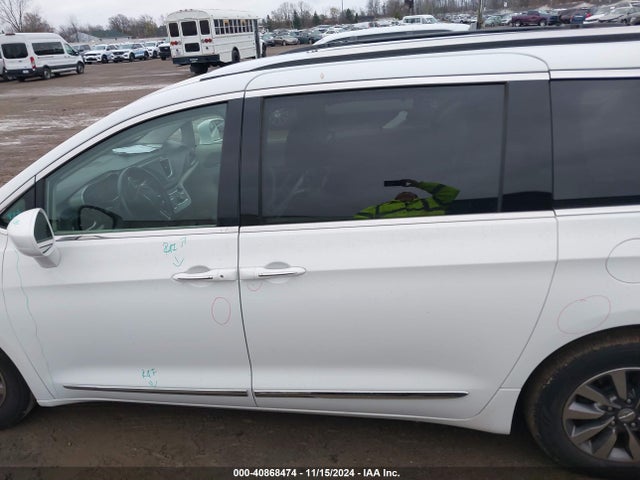 2C4RC1EG7LR172871 Chrysler Pacifica Touring L Plus