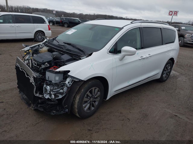 Chrysler Pacifica Touring L Plus 2020 2C4RC1EG7LR172871 Image 2