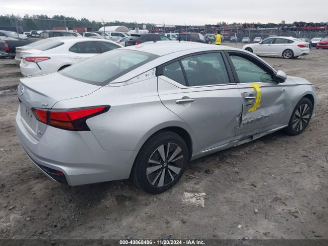 1N4BL4DW9MN314833 Nissan Altima Sv Intelligent Awd