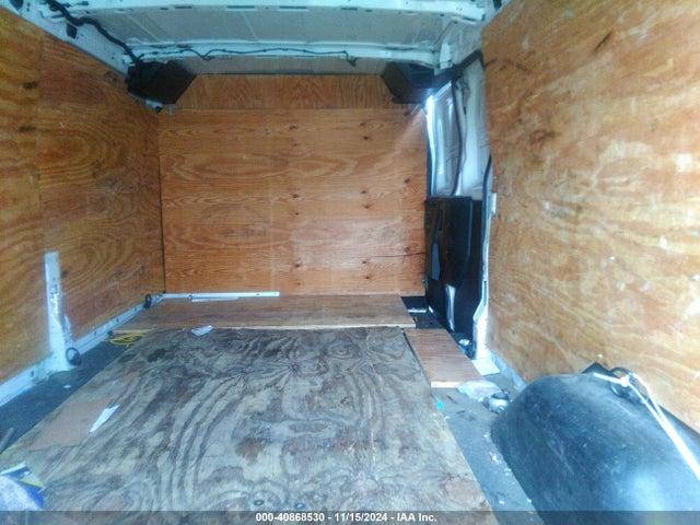 Ford Transit-250 2015 1FTNR2ZG8FKB25140 Image 8