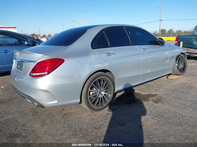 55SWF4JB7GU176036 Mercedes-Benz C 300 Luxury/sport