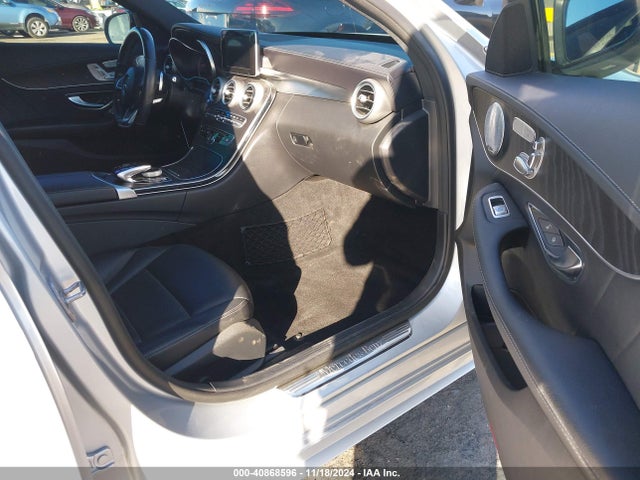 55SWF4JB7GU176036 Mercedes-Benz C 300 Luxury/sport