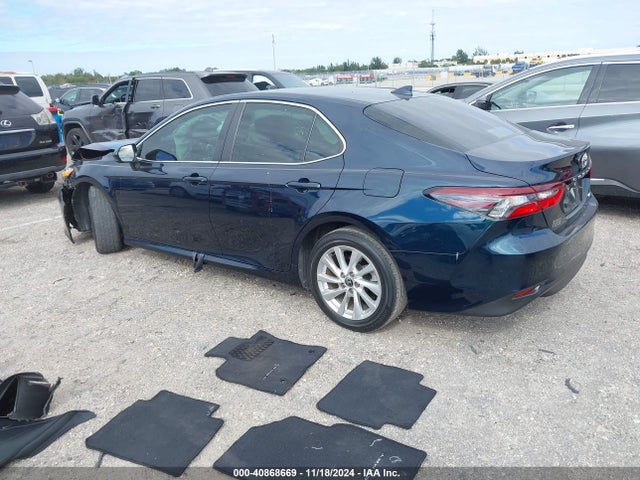 Toyota CAMRY LE 2021 4T1C11AK3MU553753 Image 3