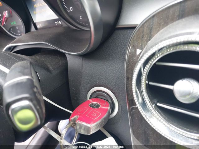 55SWF4JB8JU255304 Mercedes-Benz C 300