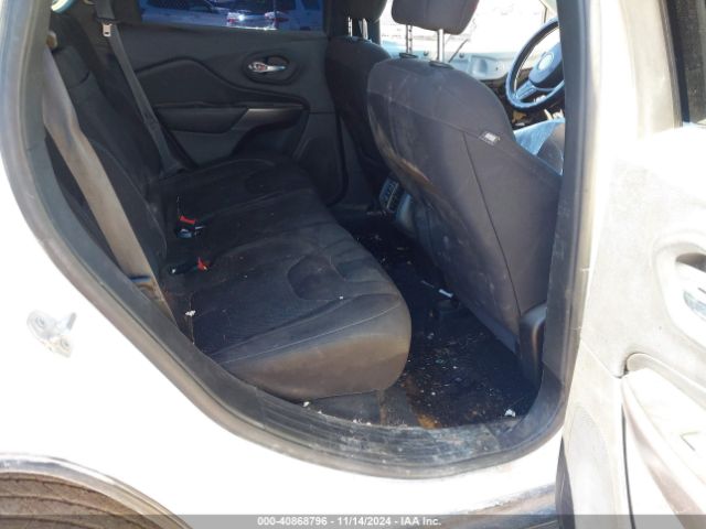 1C4PJMCB2KD352024 Jeep Cherokee Latitude 4x4