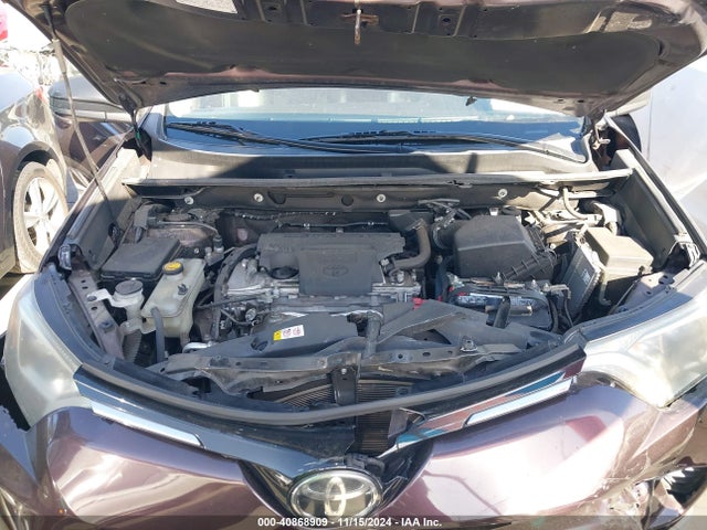 Toyota RAV4 LE 2018 2T3ZFREV2JW447294 Image 10