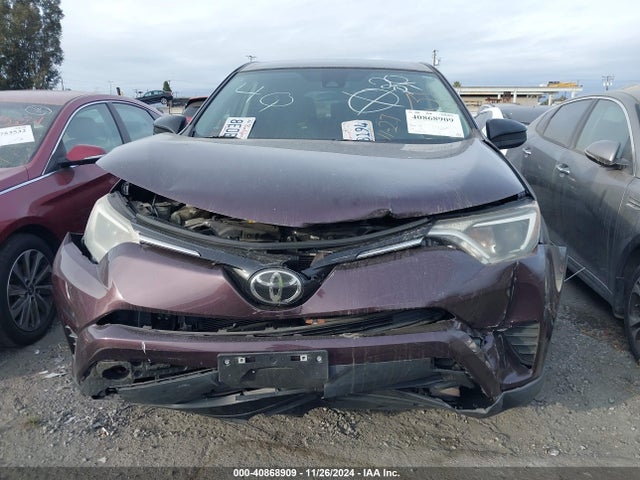 Toyota RAV4 LE 2018 2T3ZFREV2JW447294 Image 13