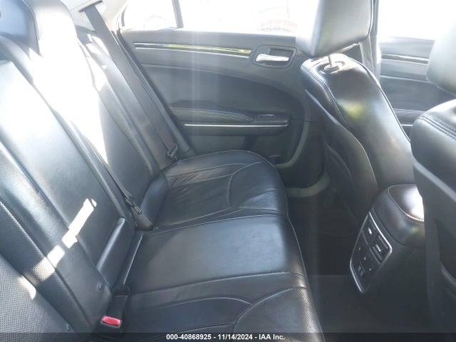 Chrysler 300c Awd 2016 2C3CCAKG0GH111484 Image 8