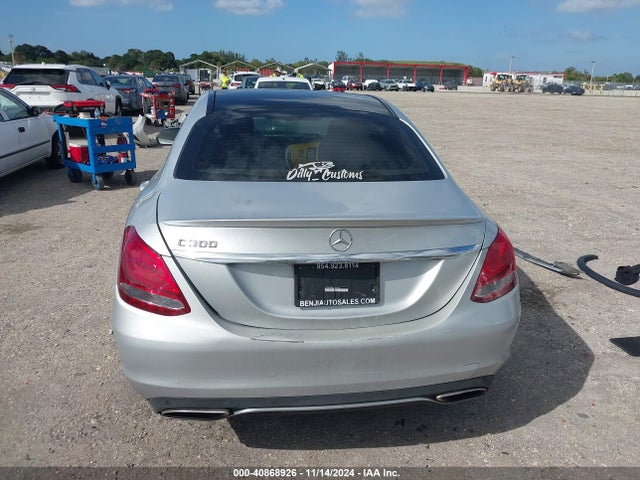 55SWF4JB8FU092743 Mercedes-Benz C 300 Luxury/sport