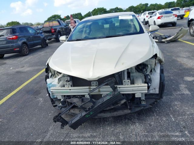 3LN6L2G97ER826493 Lincoln MKZ