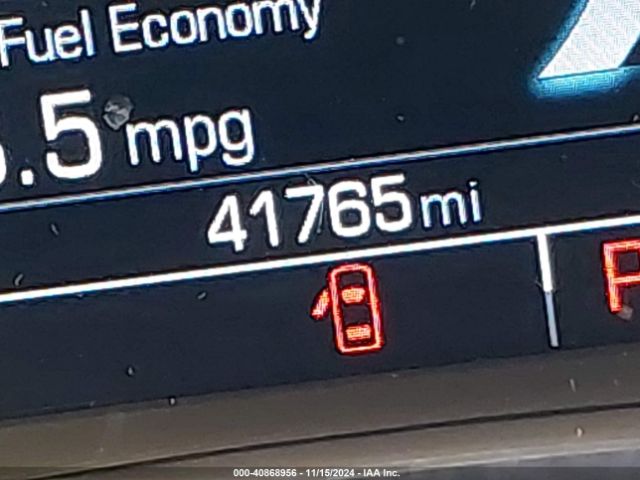 1G1ZD5ST3JF156895 Chevrolet MALIBU LT