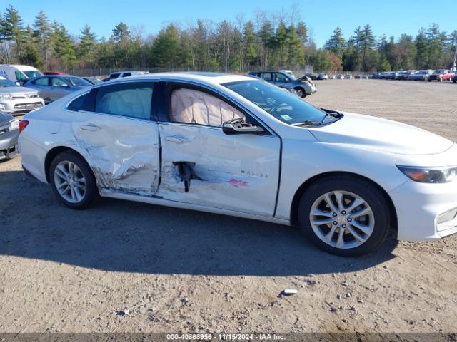 1G1ZD5ST3JF156895 Chevrolet MALIBU LT