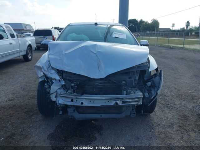 2LMDJ6JKXEBL03276 Lincoln MKX