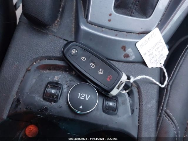 1FADP3J24EL439065 Ford Focus Titanium