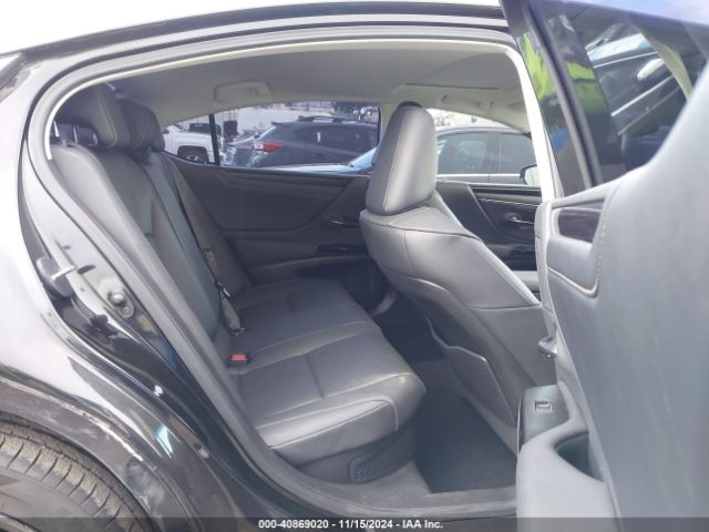 58ADA1C12PU029936 Lexus ES 300H