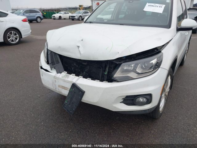 WVGBV7AX6GW602726 Volkswagen TIGUAN SE
