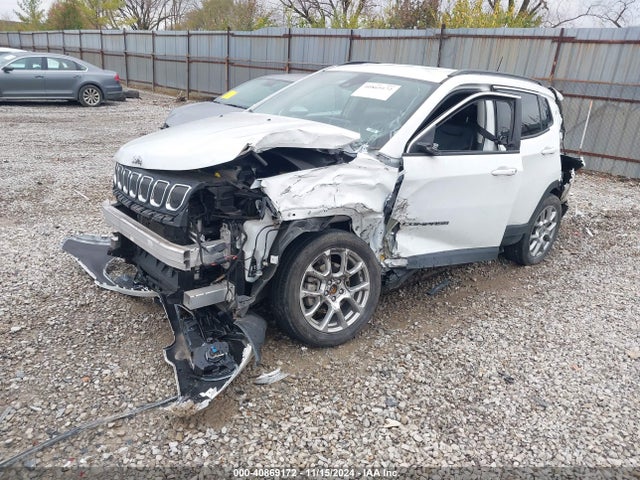 Jeep Compass Latitude Lux 4x4 2022 3C4NJDFB0NT203807 Image 2