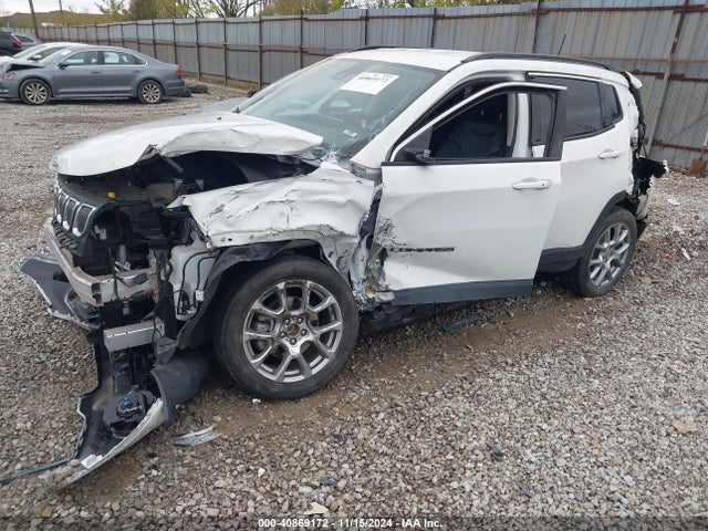 Jeep Compass Latitude Lux 4x4 2022 3C4NJDFB0NT203807 Image 6