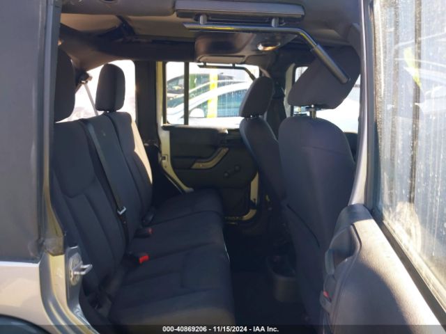 1C4BJWDG3FL608358 Jeep Wrangler Unlimited Sport