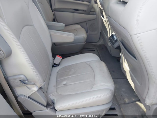 Buick Enclave Leather 2017 5GAKRBKD3HJ115385 Image 8