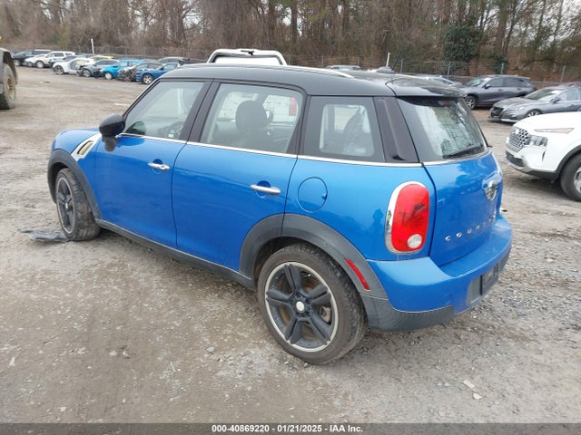 2013 MINI COUNTRYMAN WMWZB3C58DWM09910 Photo 2