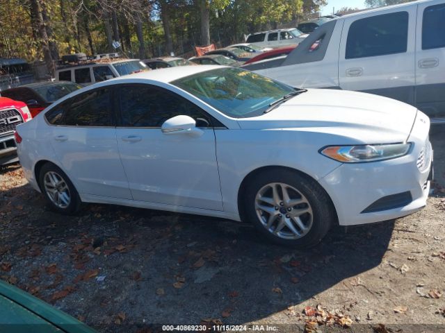 1FA6P0H77F5113906 Ford FUSION SE