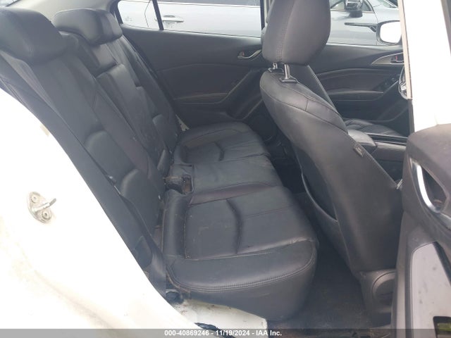 3MZBN1V78HM114386 Mazda Mazda3 Touring