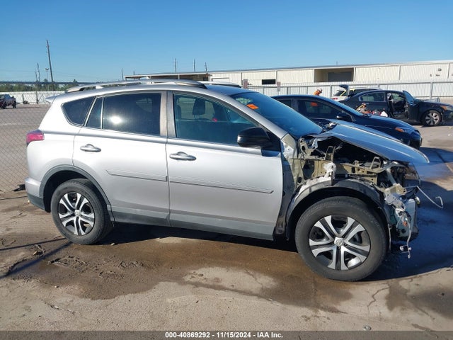 Toyota RAV4 LE 2017 2T3ZFREV6HW354398 Image 14